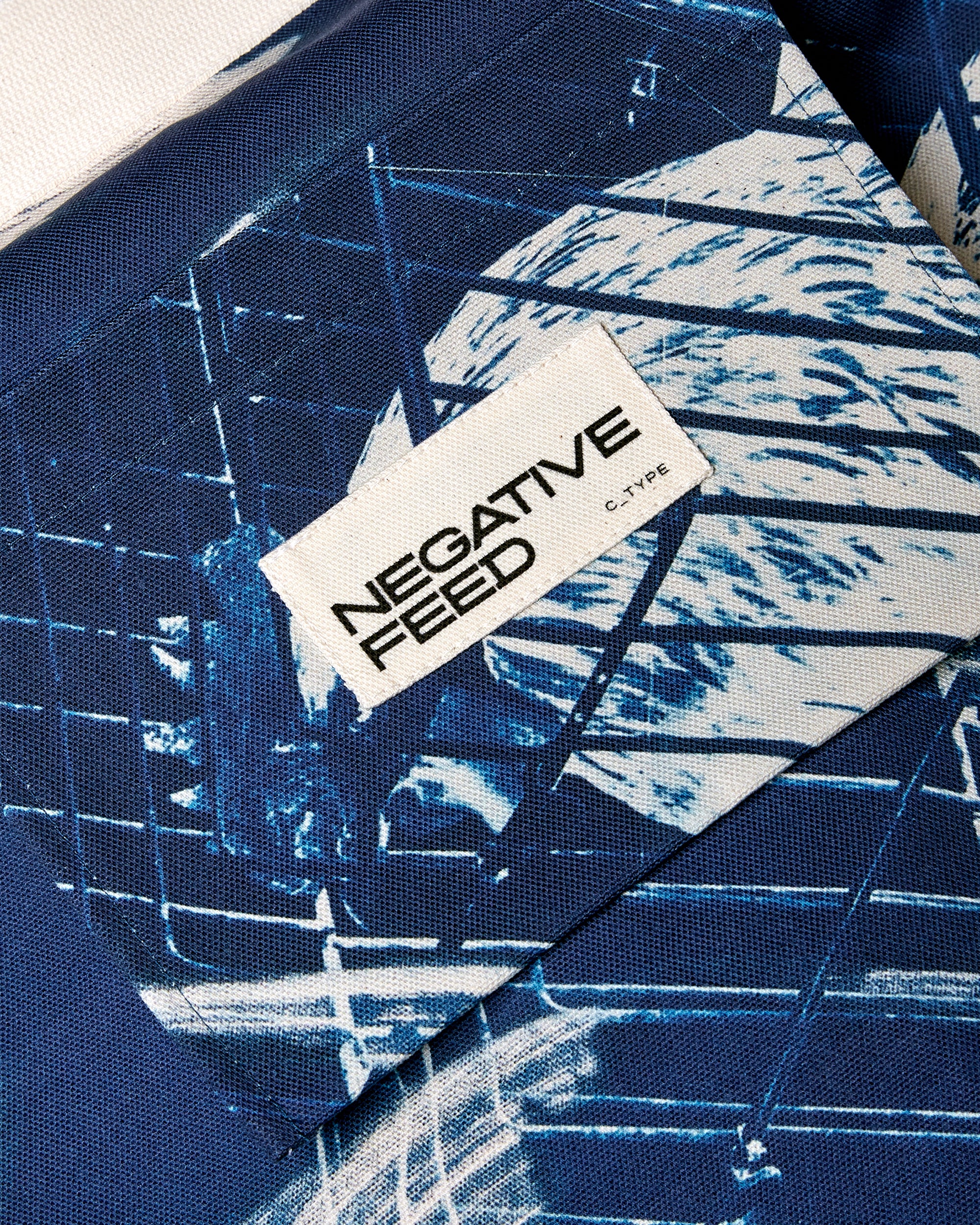 NEGATIVE FEED TOTE BAG 2025_005