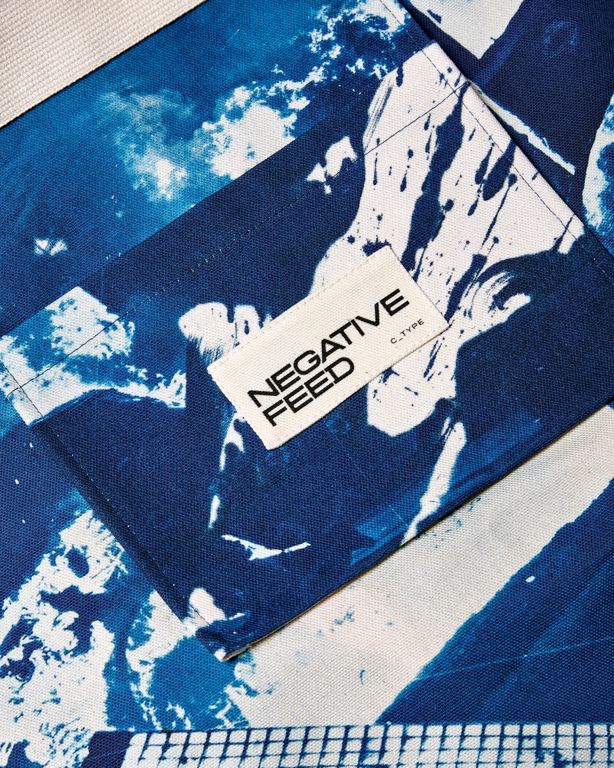 NEGATIVE FEED TOTE BAG 2025_007