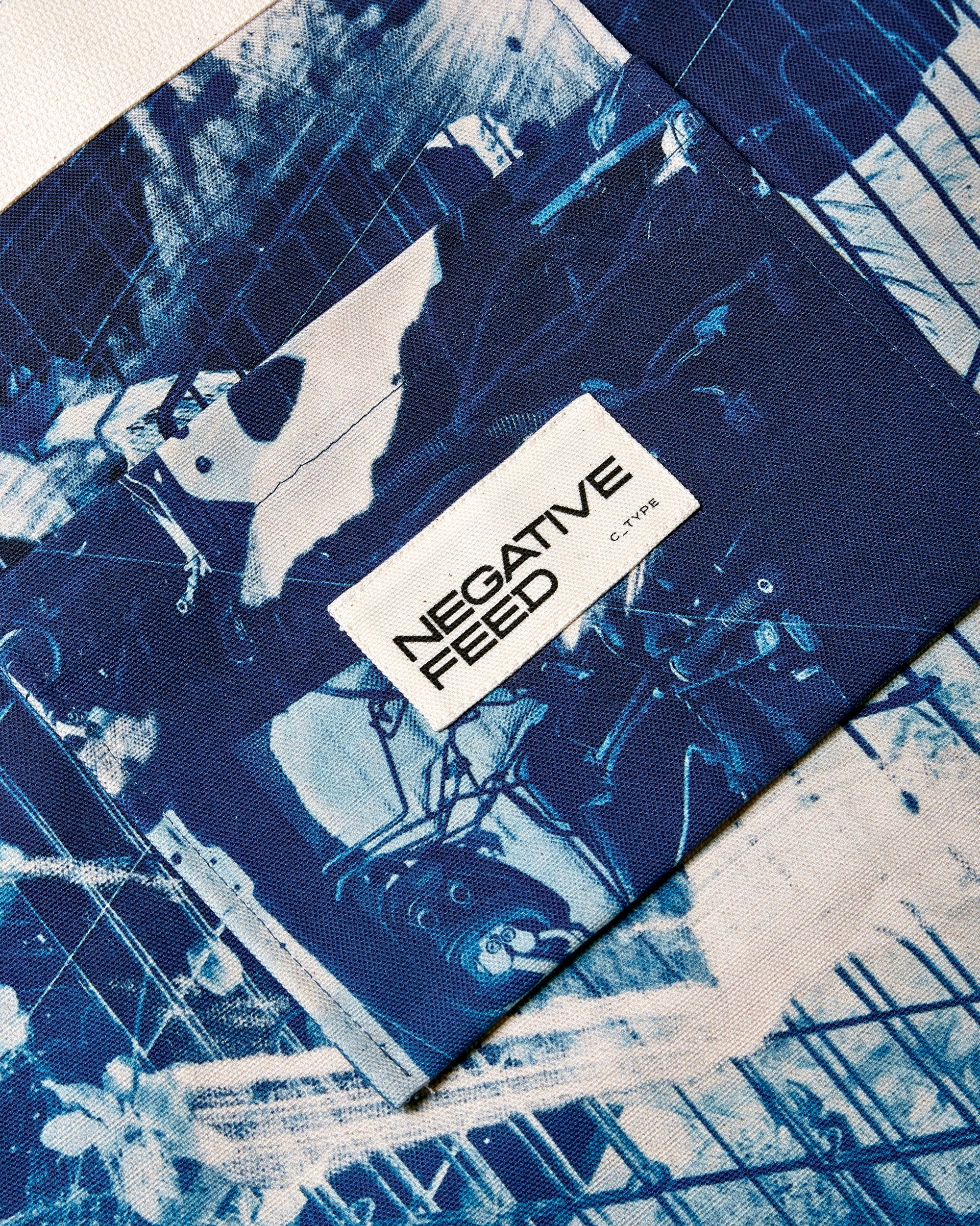 NEGATIVE FEED TOTE BAG 2025_003