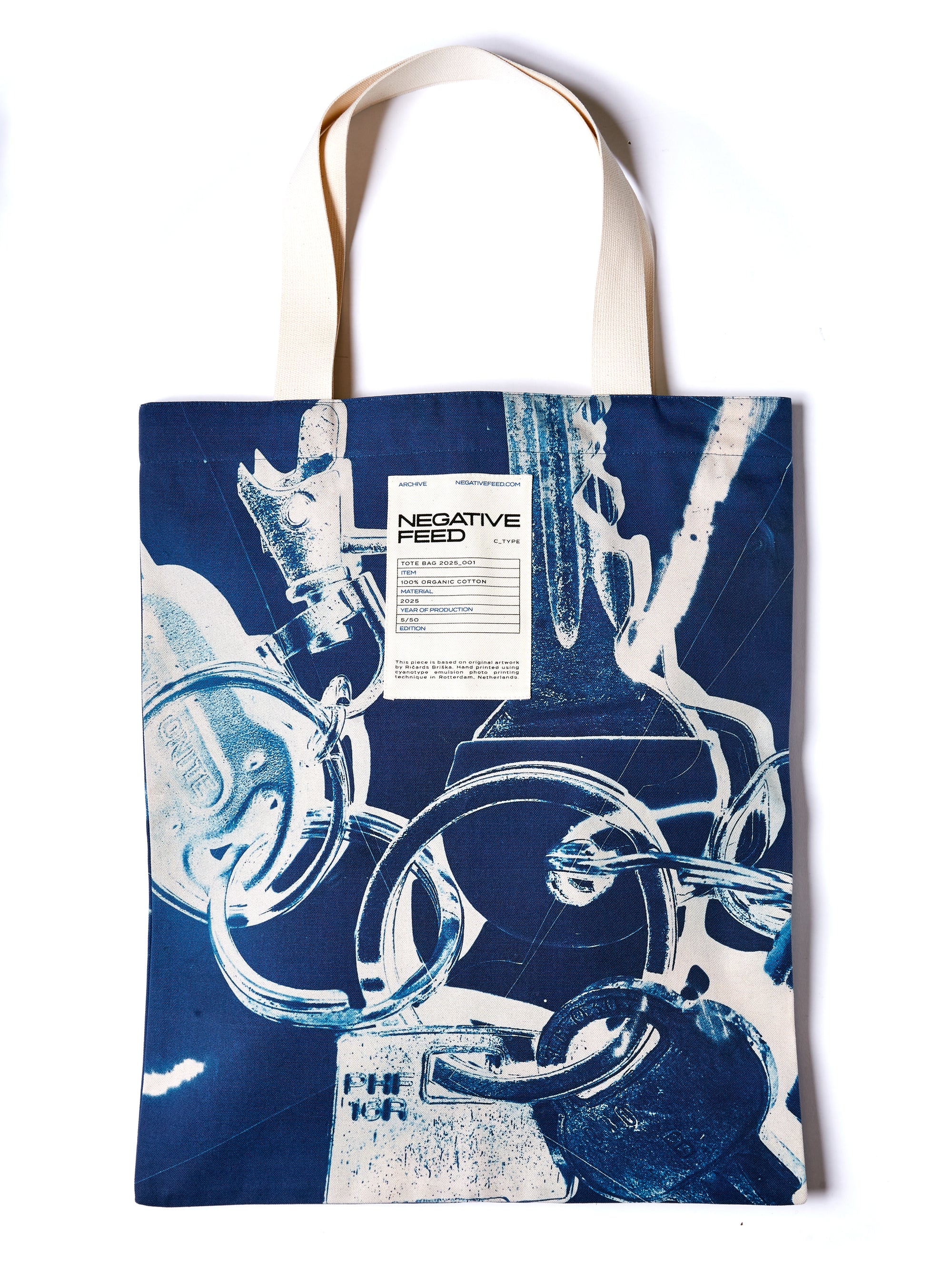 NEGATIVE FEED TOTE BAG 2025_001