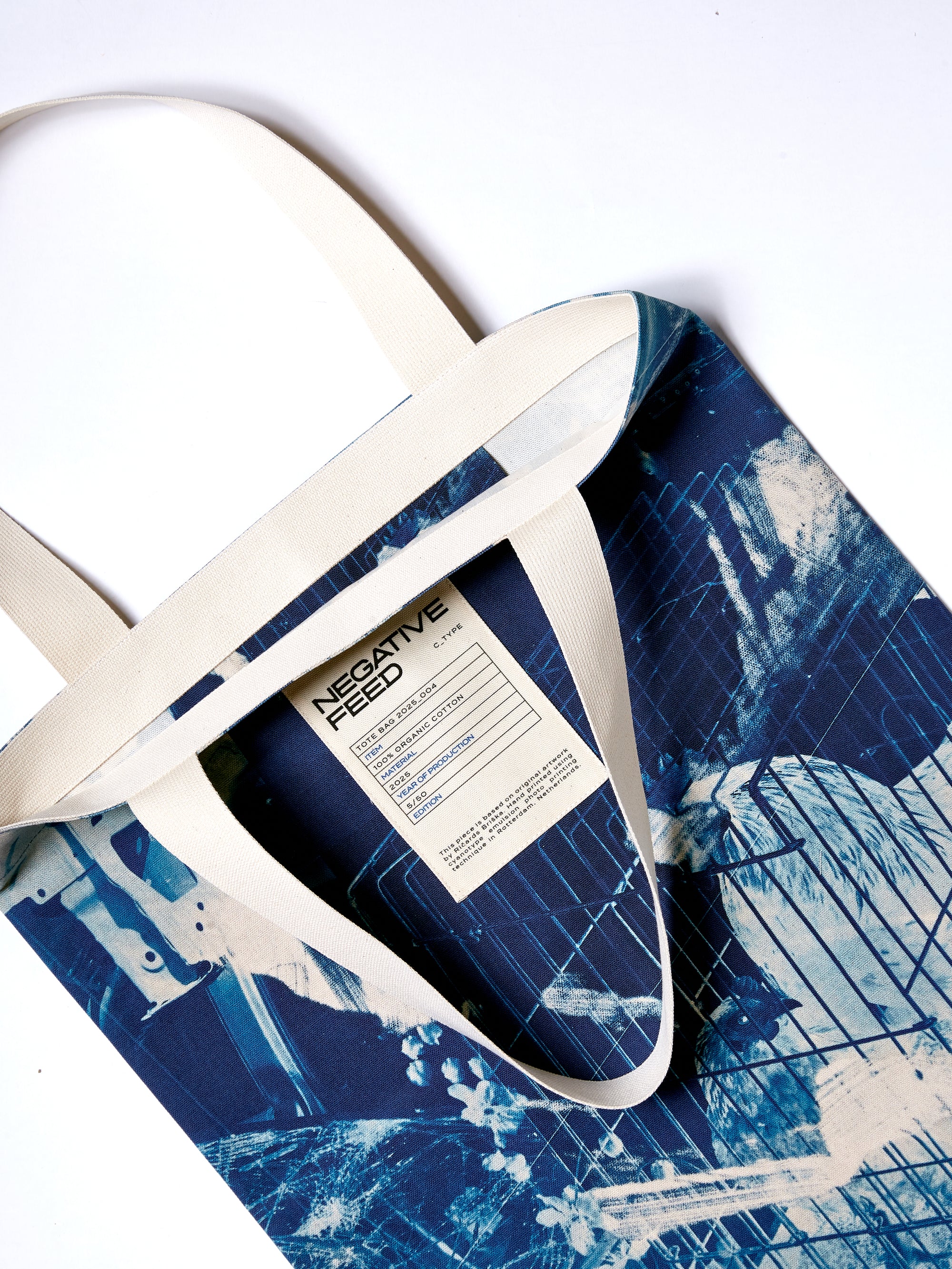 NEGATIVE FEED TOTE BAG 2025_003